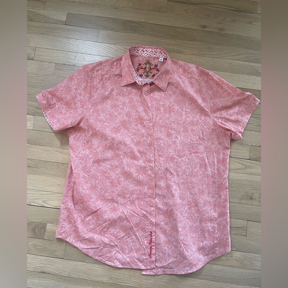 Men’s Robert Graham coral XXL shirt